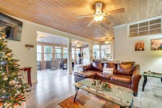 Hot Tub, Trails, Views! Little River Retreat - 6