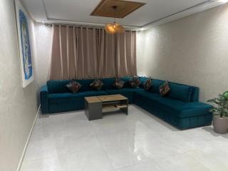 City Style Apartment, Netflix, Wi-Fi, AC - 3