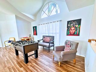 Stunning Views Intercoastal Waters Private Pool Game Room by Vacation Your Way - 4