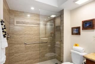 Lahaina Shores 512 · LS 512 Getaway Studio by the Beach Pool Hot - 9