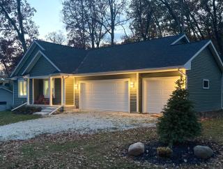 4 Bedroom Home Lake Geneva - 6