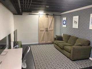 4 Bedroom Home Lake Geneva - 1