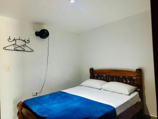 Hotel Jardin de Rosas - 3