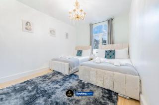 Cosy central Apt with Private Balcony by LS2G Stay Greater London - 9