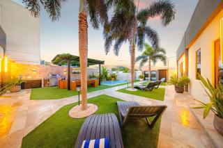 Palm Beach Sea La Vie Suites - 5