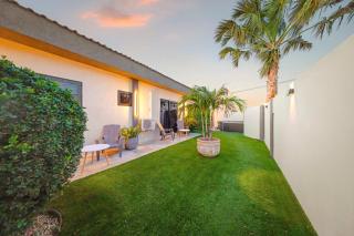 Palm Beach Sea La Vie Suites - 3