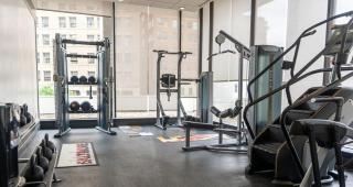Modern Studio • Gym & Pool Table • Free Parking - 8