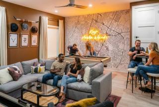 Luxury Mansion Breathtaking Skyline & Pool - 6