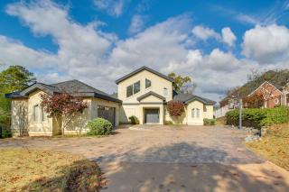 Private Pool and Slip Luxury Lake Hamilton Home! - 8
