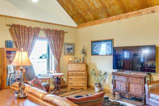 Fish, Hike and Explore! Ennis Cabin - 13 Mi to Town - 7