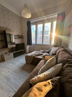 Budapest SuperCenter 3Bdr - 0