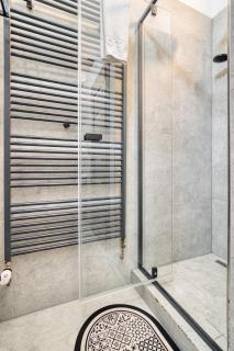 KYRA Apartments by Rentez - 9