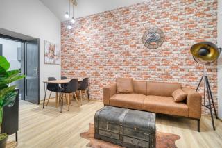 KYRA Apartments by Rentez - 1