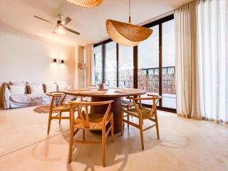 Gated 2BR apartment with rooftop pool - 4