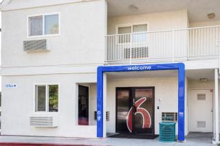 Motel 6-Bakersfield, CA - East - Bakersfield - 1
