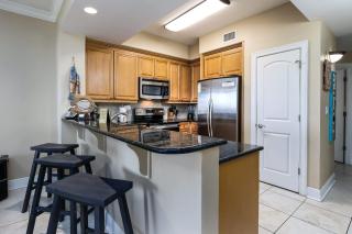 Azure 120 Large Gulf front condo - 3