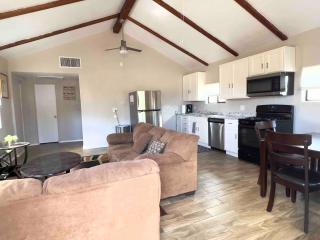 Adorable Central Casita-Close to Everything! - 9