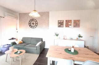 Bright apartment in Albitreccia near beach - 9