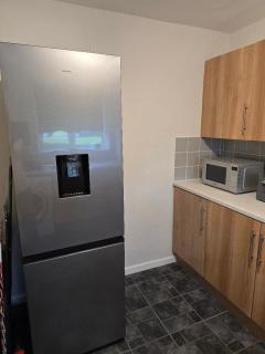 Hornchurch Cozy 2-Bed Flat with Street Parking - 2