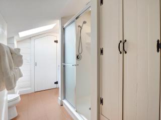 Southern Elegance Estate - 2