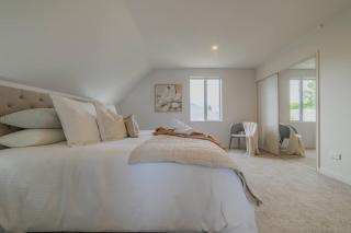 Modern 3BR Richmond Retreat with Garage Parking - Linwood - 4