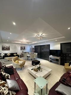 Spacious and comfortable villa for holidays - 0