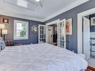 Drayton Place Carriage Unit 2 - 4