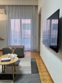 SunnyUrbanNest II - 1