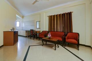 SUPER COLLECTION O GREEN VIEW HOMES Near Nexus - 0