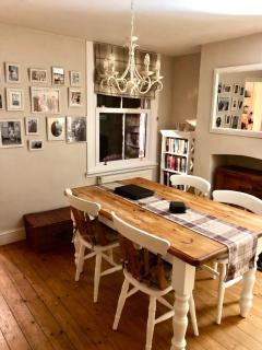 Pretty in Pink - delightful, cosy chichester house - 3