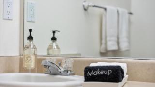 NEW Cityside Stay 3BR Family Retreat Near DT with Patio - 1