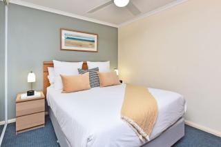 Beach & Breeze Breakaway at Oaks Waterfront - 2