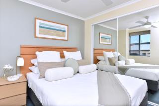 Beach & Breeze Breakaway at Oaks Waterfront - 1