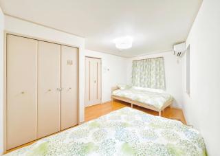 Ikebukuro area, three layer house, double subway,5 min walk to stn, 双地铁车站步行5分 直达新宿 涩谷 银座 池袋 皇居 可免费停车 最大10人 - 3