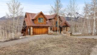 Russell Home by AvantStay Expansive Deck Stunning Views Hot Tub - 7