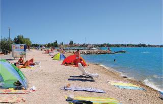 1 Bedroom Gorgeous Apartment In Vrsi - 2