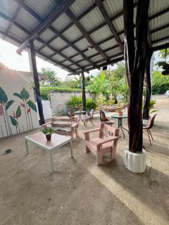 Her Waves & Wi-Fi Boutique Hotel - Tamarindo - 1