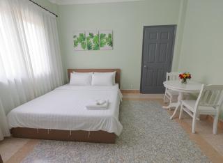 Lux saigon airport - 7