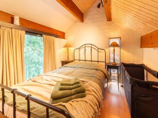 Chalet in Hastière near Castle - 2