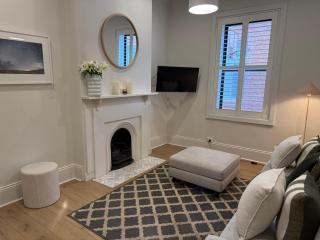 Beautiful cottage 10 minutes walk from the Adelaide CBD - 7