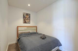 Unbeatable Darling Harbour 3BR Apt - 3