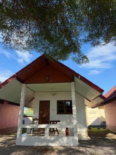 ปลาตอง รีสอร์ท - 0