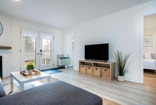 Cranberry Apres Nest Bright Reno Near Blue Mtn - 3