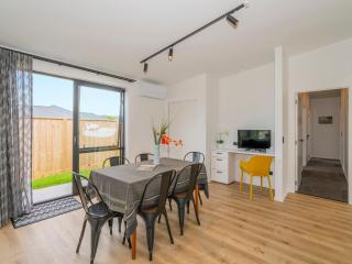 Sun and Sea Sanctuary - Whitianga Holiday Home - 3