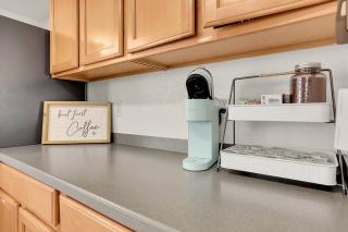 Modern Luxe Stay • Bright & Photo-Ready - Westminster - 1