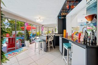 Waterfront w Htd Pool, Tiki Hut, Billards, Bar - 8