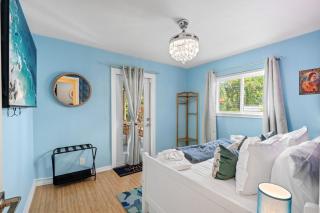 Waterfront w Htd Pool, Tiki Hut, Billards, Bar - 1