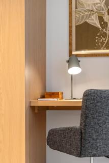 The Queensbridge Building New 2bd Designer Suite - 9