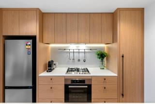 The Queensbridge Building New 2bd Designer Suite - 8