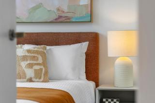 The Queensbridge Building New 2bd Designer Suite - 3